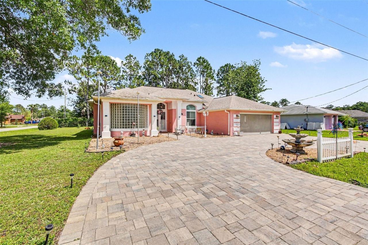 Photo 2 of 72 White Star Dr, Palm Coast, FL 32164