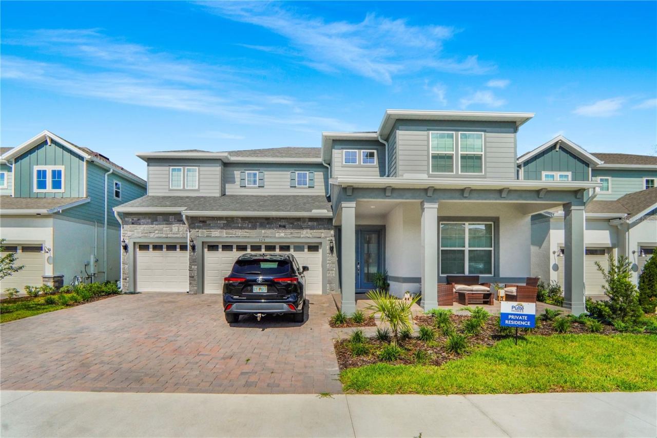 Photo 2 of 325 Crystal Wood Dr, Winter Garden, FL 34787
