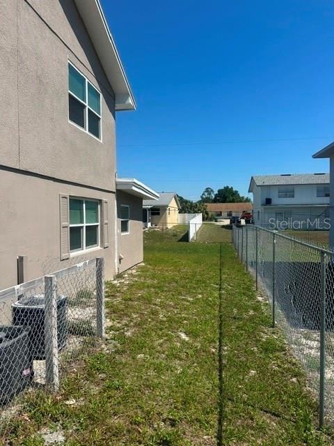 Photo 4 of 112 Caribbean St, Deltona, FL 32725