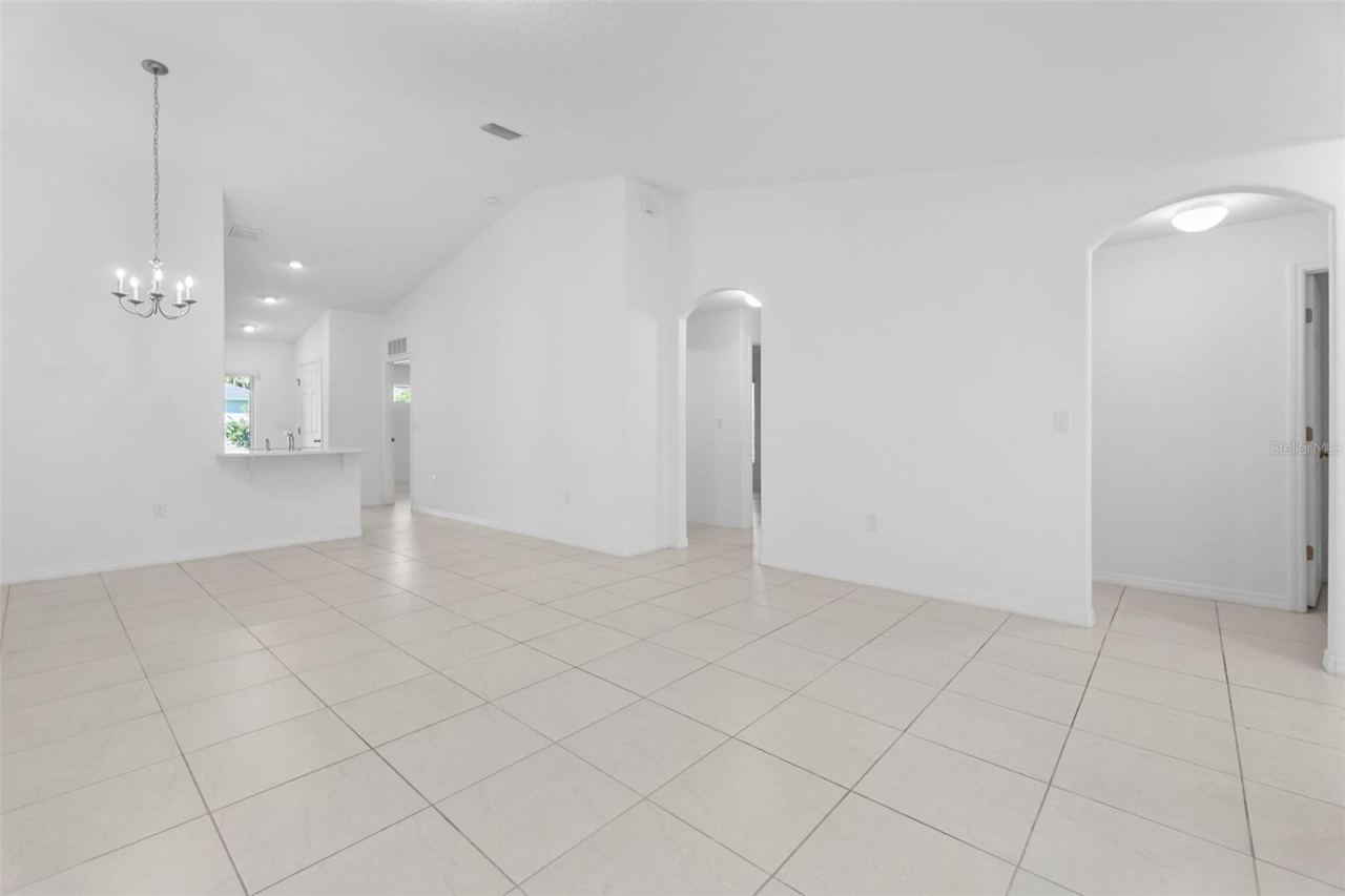 Photo 4 of 10 Pontiac Ln, Palm Coast, FL 32164