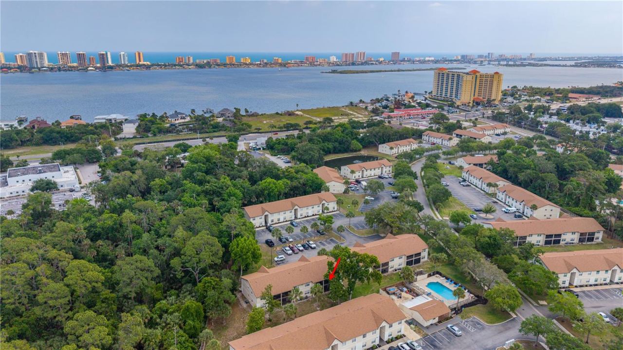 Photo 4 of 418 Banana Cay Dr #e, Daytona Beach, FL 32119