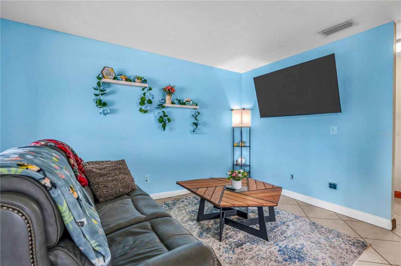 Photo 5 of 418 Banana Cay Dr #e, Daytona Beach, FL 32119