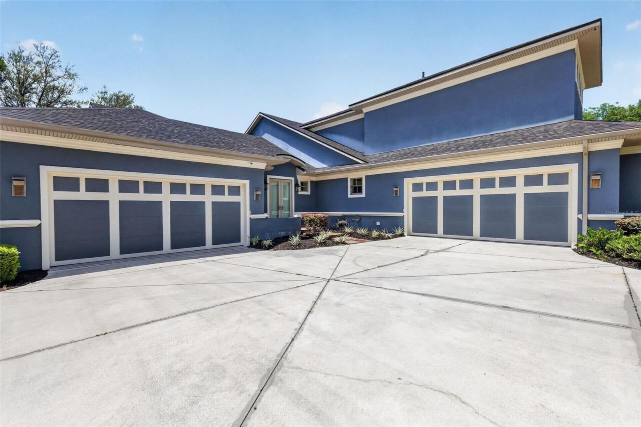 Photo 5 of 2110 Highland Park Rd, Deland, FL 32720