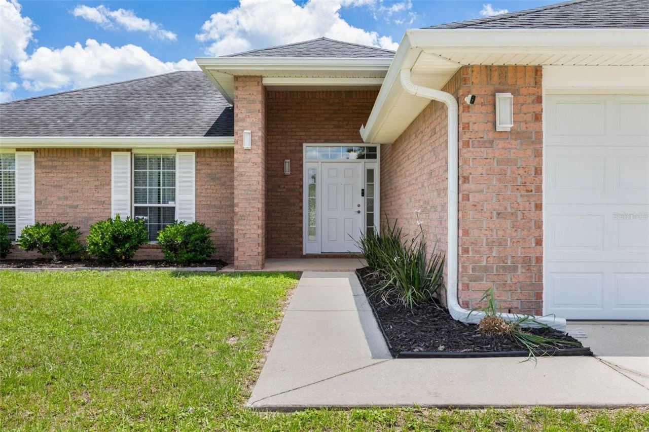 Photo 2 of 34 Forest Grove Dr, Palm Coast, FL 32137