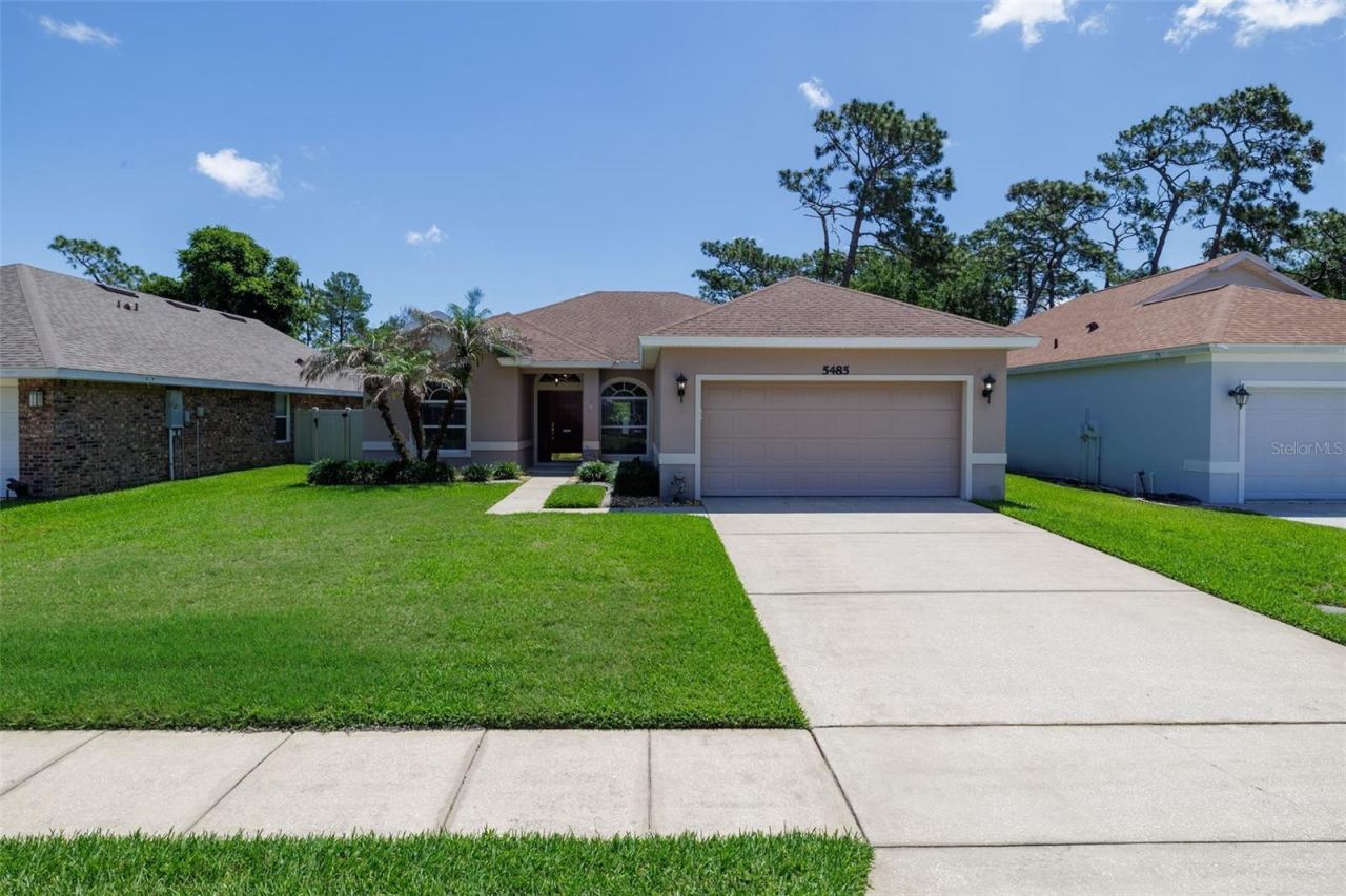 5485 Ward Lake Dr, Port Orange
