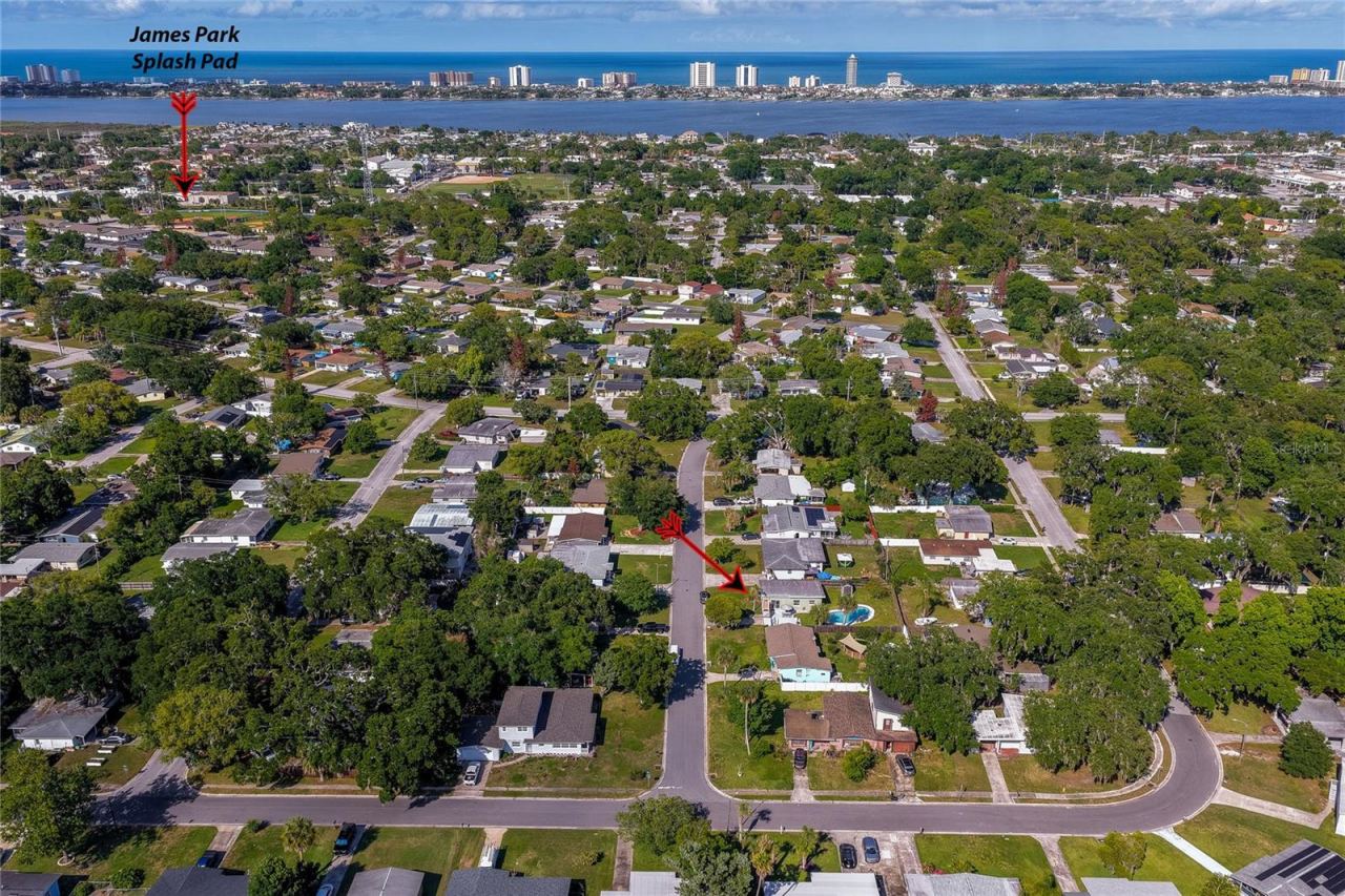 Photo 5 of 723 Steele Ave, South Daytona, FL 32119
