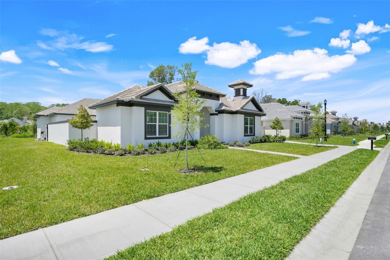 Photo 3 of 138 New Leatherwood Dr, Palm Coast, FL 32137