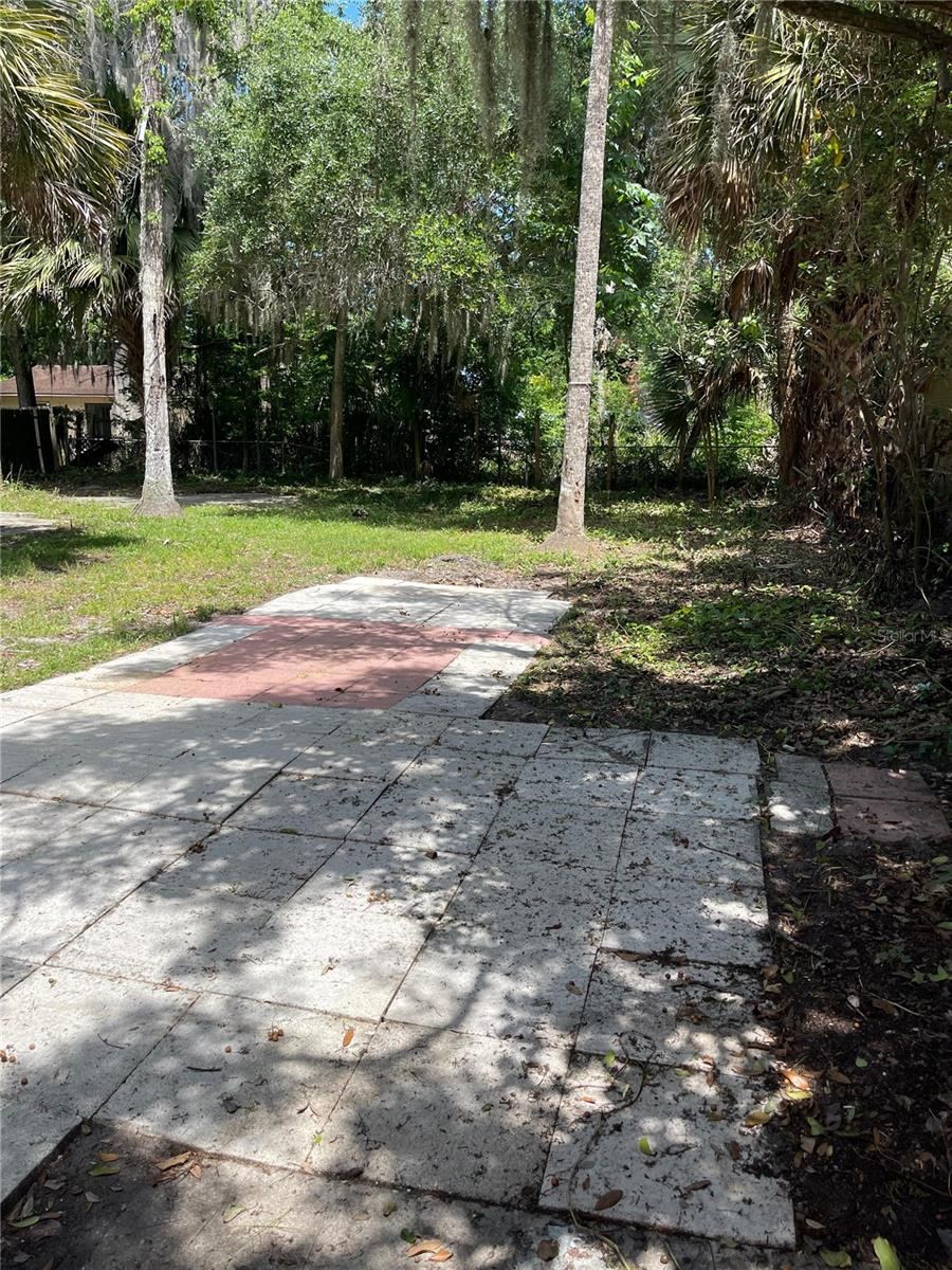 Photo 5 of 1139 Woodside Dr, Daytona Beach, FL 32117