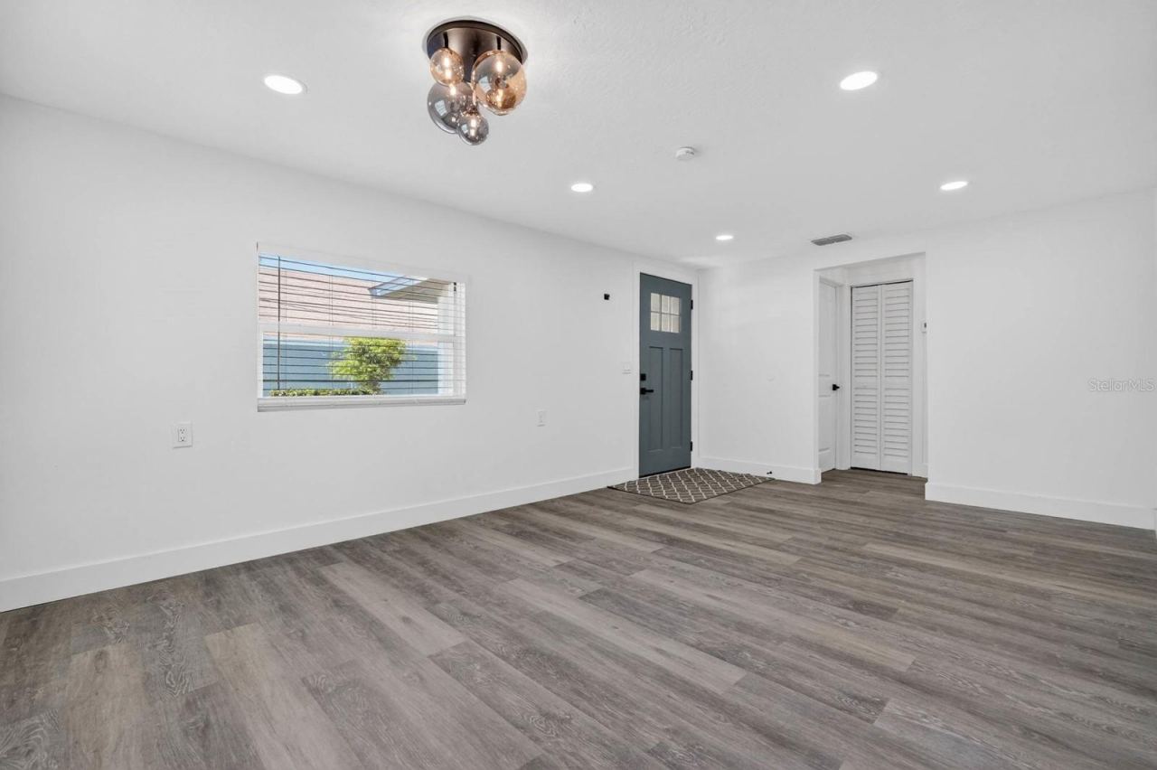 Photo 5 of 246 Willow Pl, Ormond Beach, FL 32174