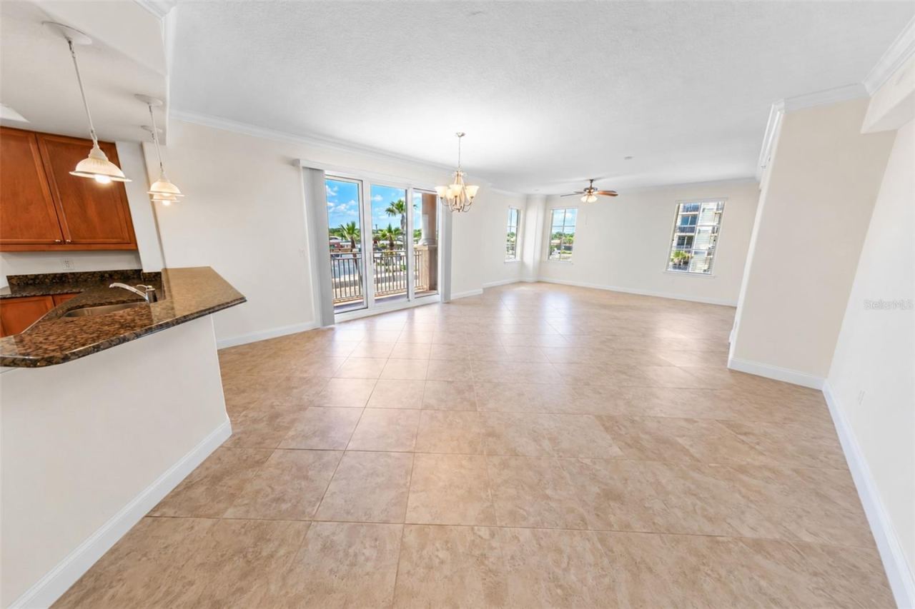 Photo 4 of 2515 S Atlantic Ave #301, Daytona Beach, FL 32118