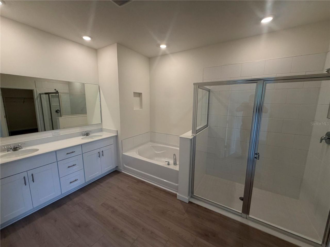 Photo 5 of 3024 Kingsman Trl, Ormond Beach, FL 32174