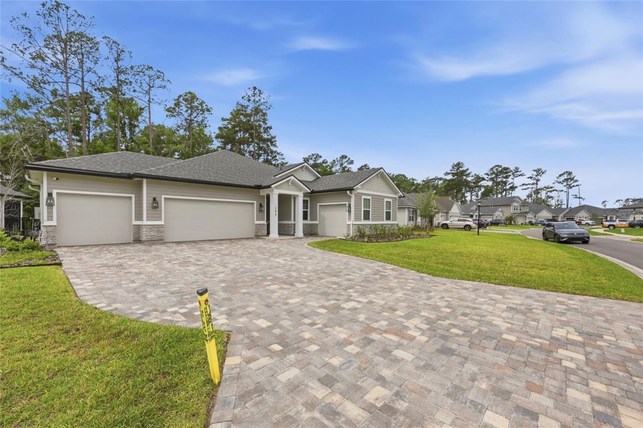 Photo 2 of 192 Goldenrod Dr, St Augustine, FL 32092