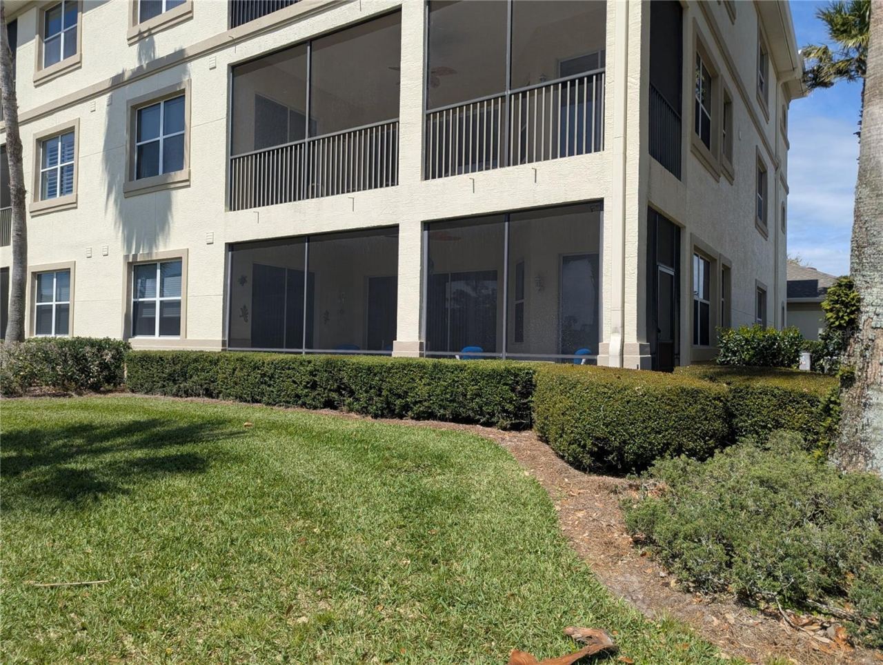 Photo 3 of 200 Riverfront Dr #d101, Palm Coast, FL 32137
