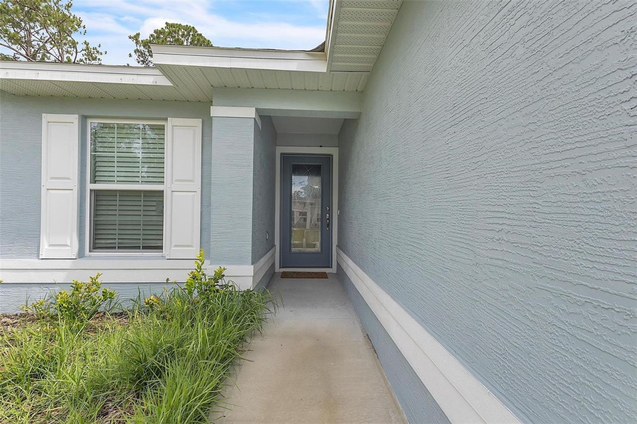 Photo 2 of 63 President Ln, Palm Coast, FL 32164