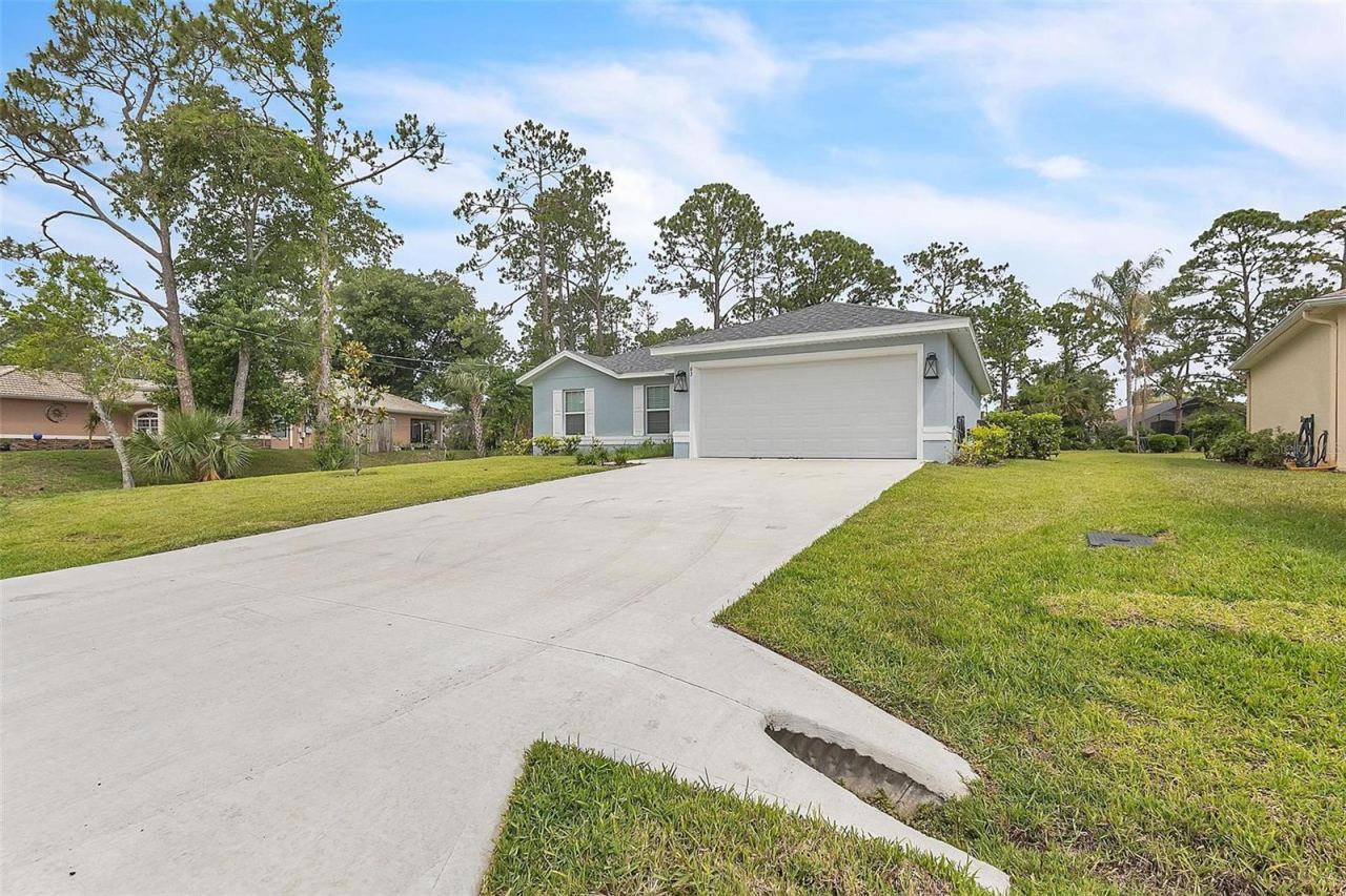 Photo 4 of 63 President Ln, Palm Coast, FL 32164