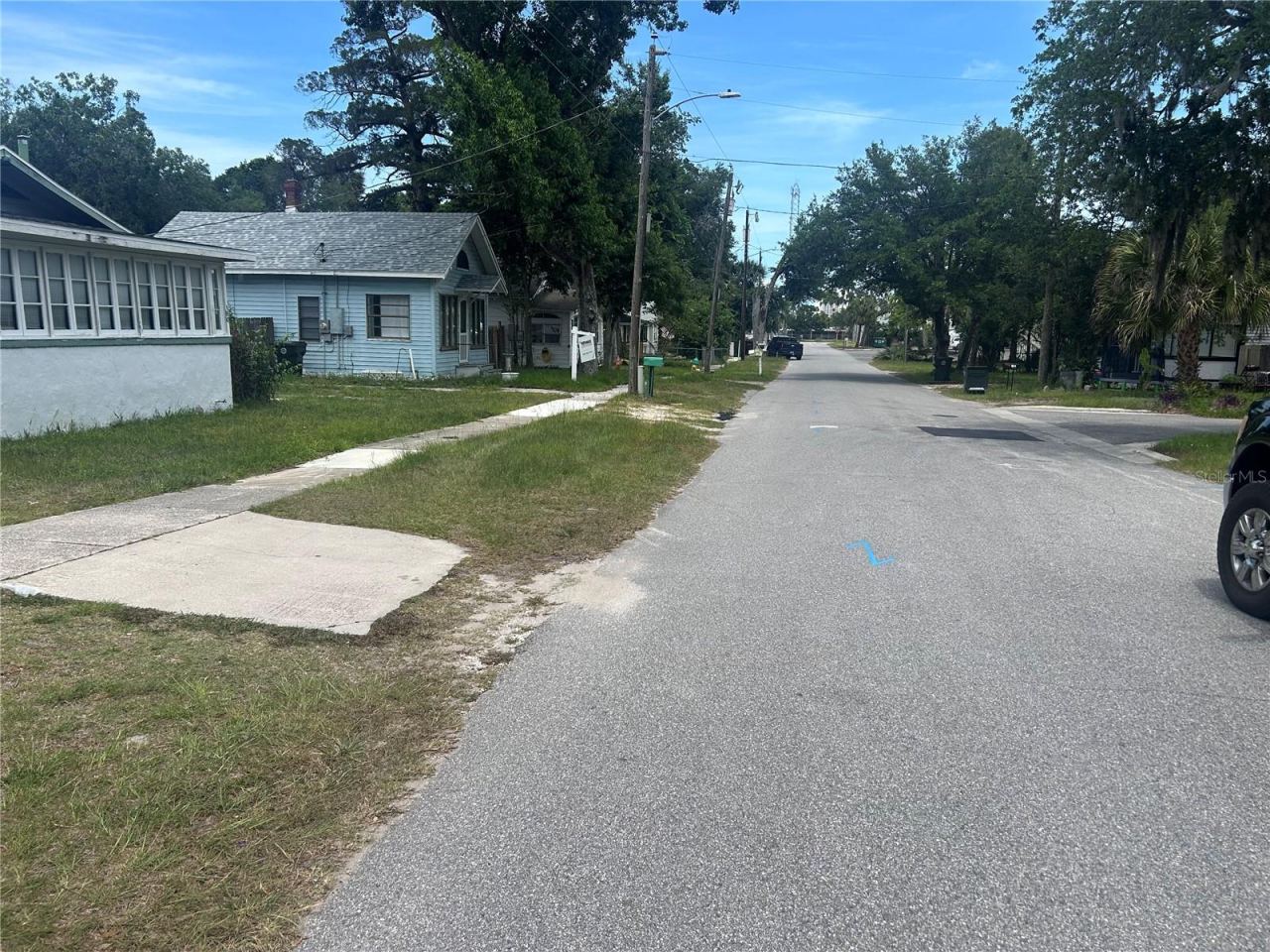Photo 3 of 147 Kingston Ave, Daytona Beach, FL 32114