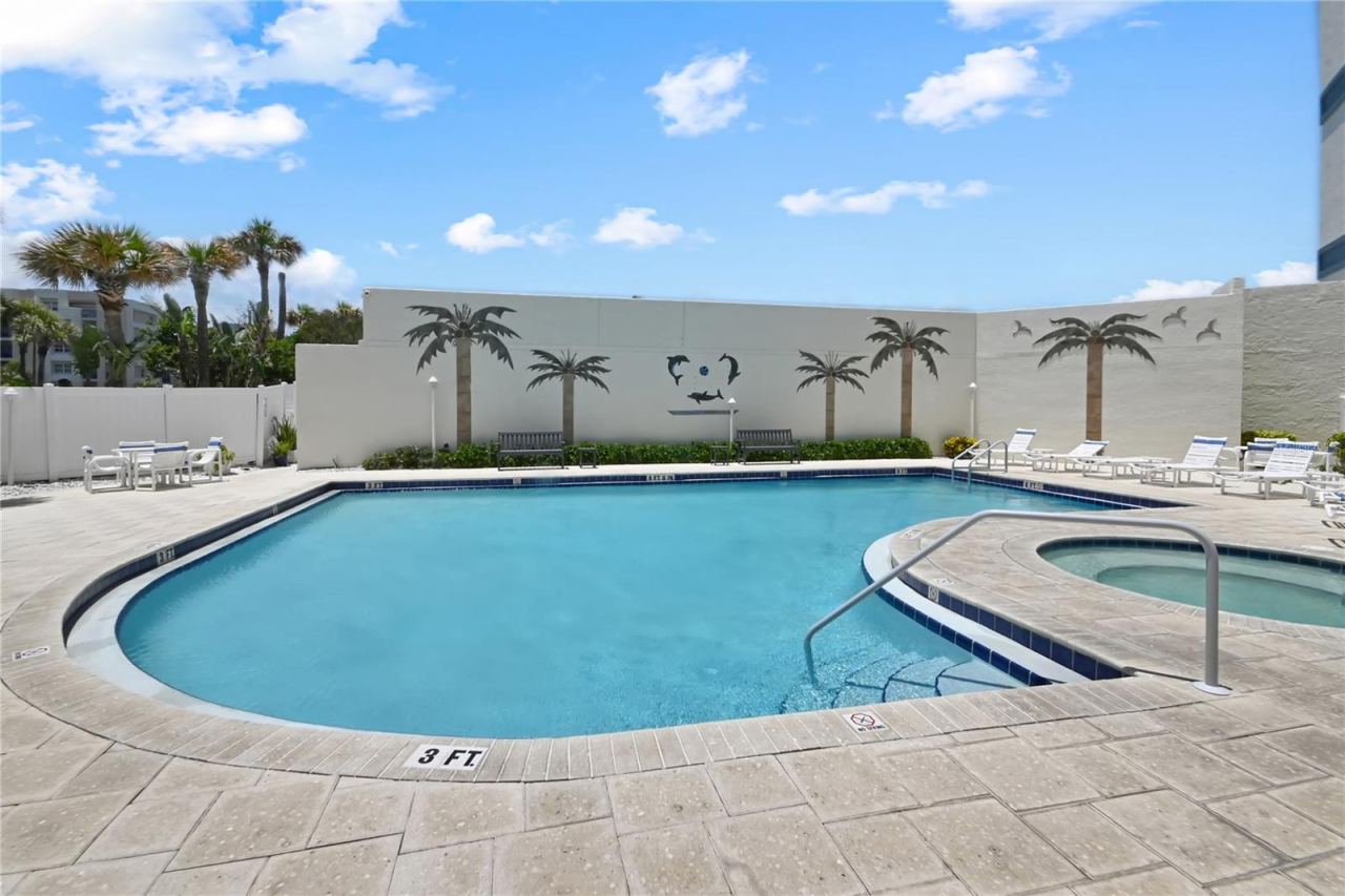 Photo 5 of 5207 S Atlantic Ave #323, New Smyrna Beach, FL 32169