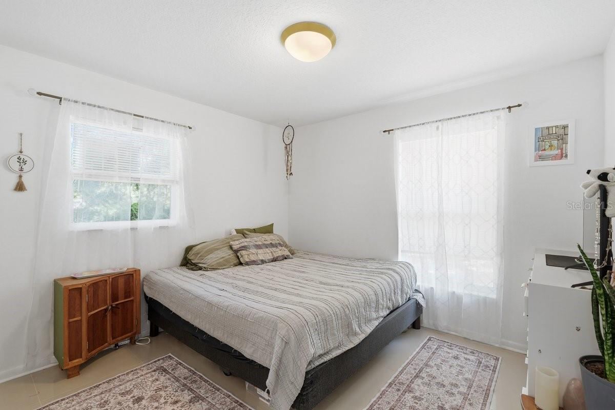 Photo 5 of 950 S Parsons Ave, Deland, FL 32720