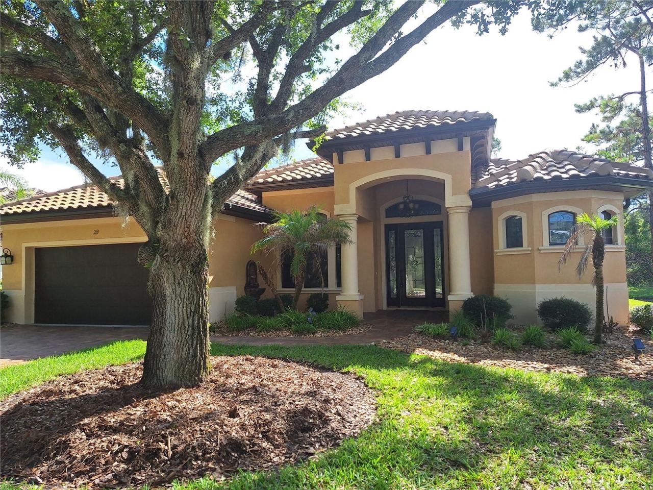 Photo 2 of 29 N Lakewalk Dr, Palm Coast, FL 32137