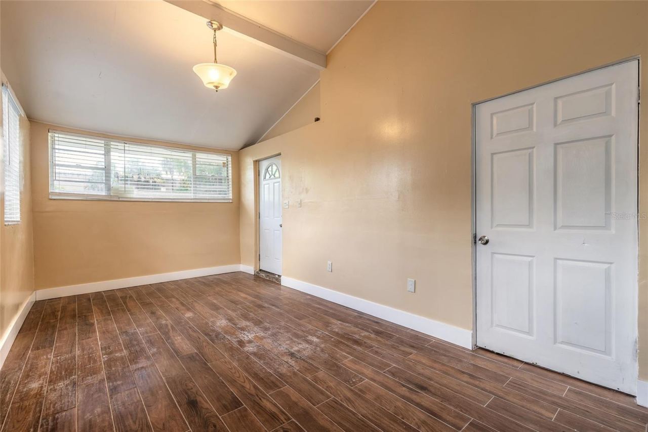 Photo 5 of 730 Flanders Ave, Daytona Beach, FL 32114
