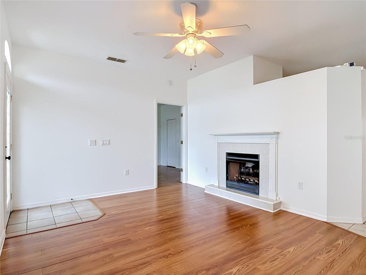 Photo 5 of 4624 S Atlantic Ave, New Smyrna Beach, FL 32169