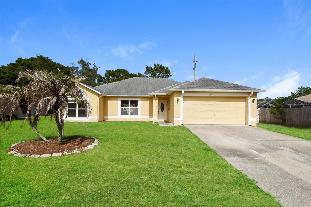 2807 Arbour Trail Ct, Deltona, FL 32725