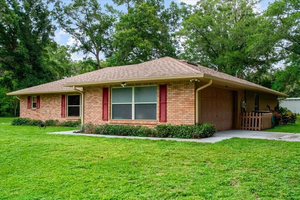 Photo 4 of 267 N Orange Ave, Lake Helen, FL 32744