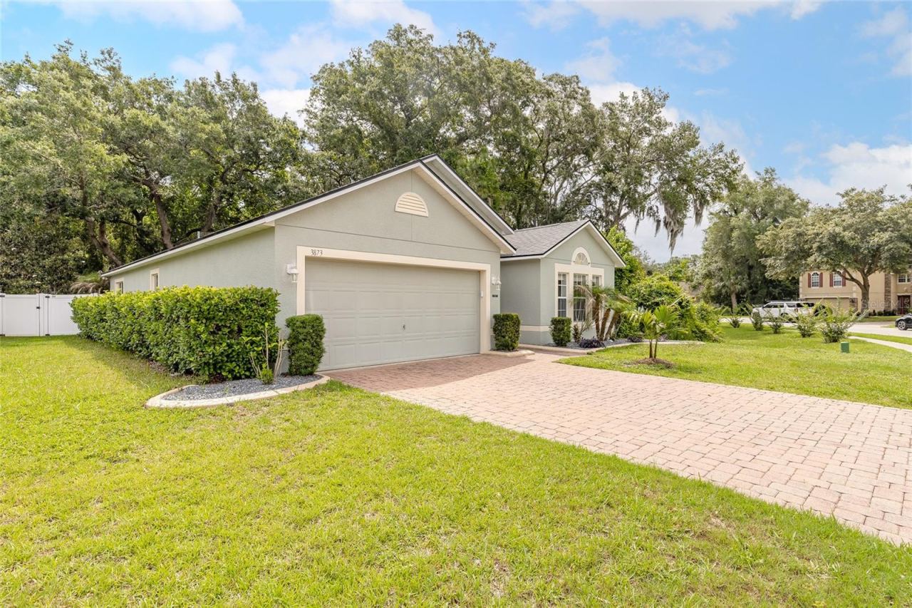 Photo 2 of 3873 Sunset Cove Dr, Port Orange, FL 32129
