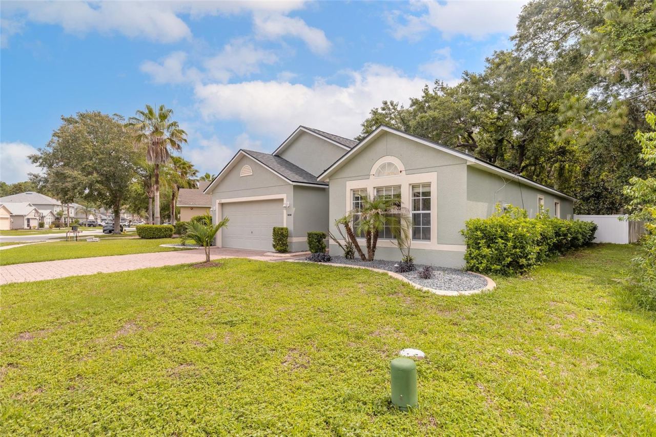Photo 3 of 3873 Sunset Cove Dr, Port Orange, FL 32129