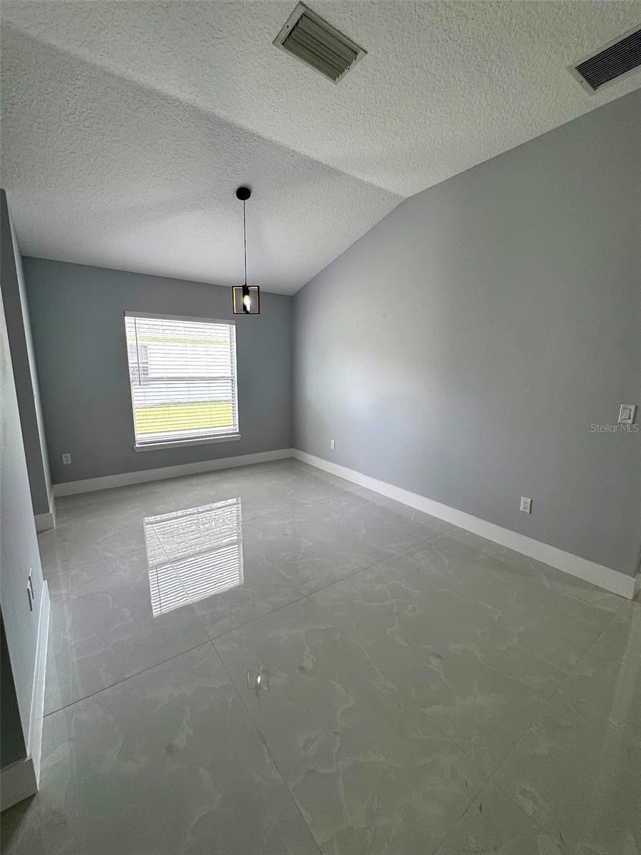 Photo 4 of 12 N Reynolds Pl, Palm Coast, FL 32164