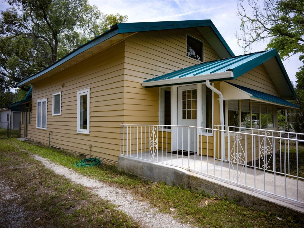 Photo 4 of 1004 Talton Ave, Deland, FL 32720
