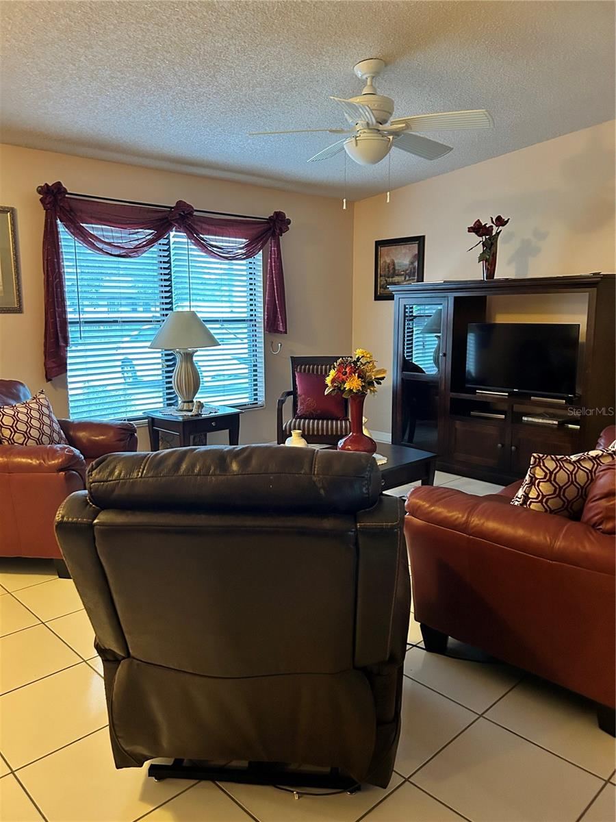 Photo 4 of 1448 E Normandy, Deltona, FL 32725