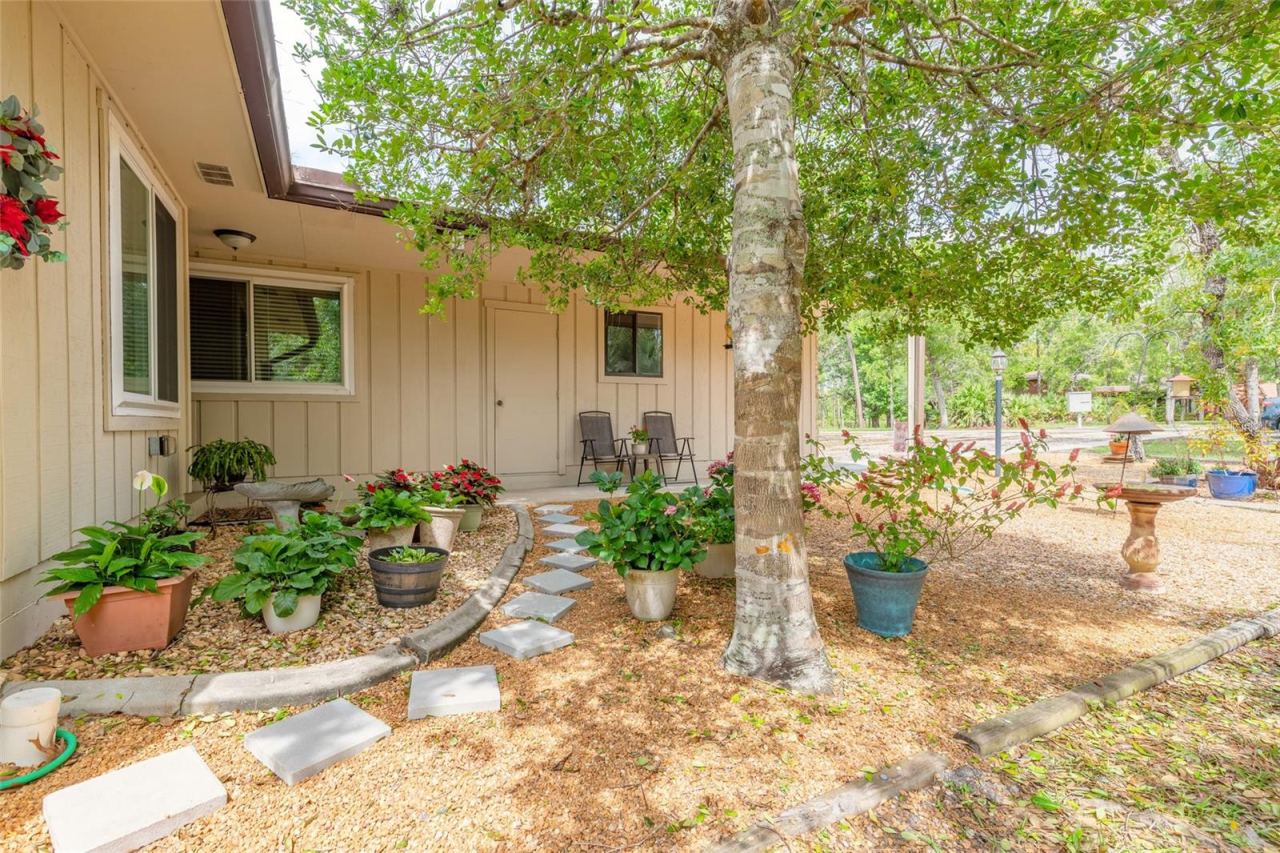 Photo 5 of 160 Magnolia Loop, Port Orange, FL 32128