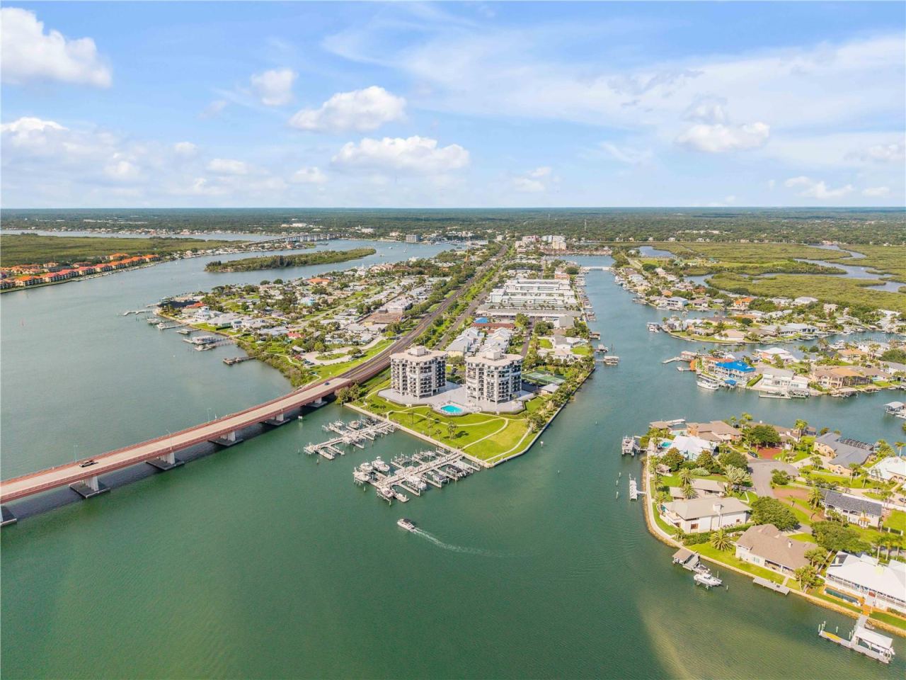 Photo 4 of 503 N Causeway #1020, New Smyrna Beach, FL 32169