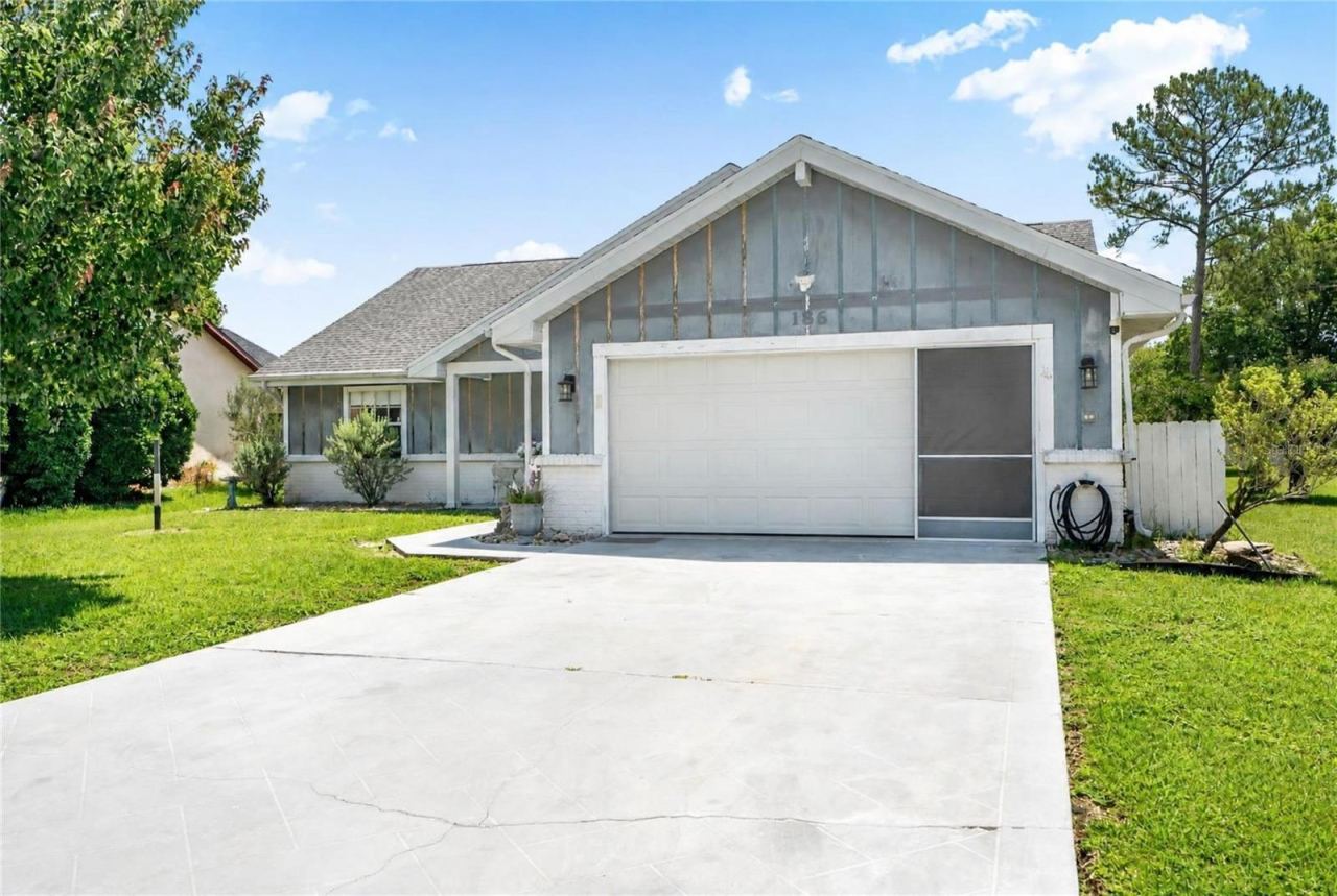 Photo 2 of 186 Westhampton Dr, Palm Coast, FL 32164