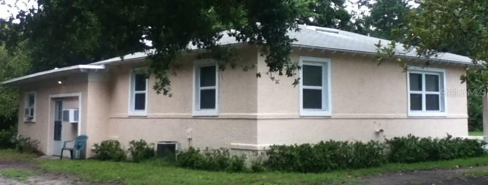 Photo 4 of 486 Oak St, New Smyrna Beach, FL 32168