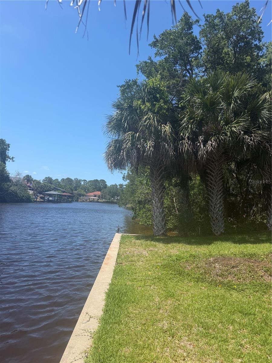 Photo 2 of 14 Flagler Pl, Palm Coast, FL 32137
