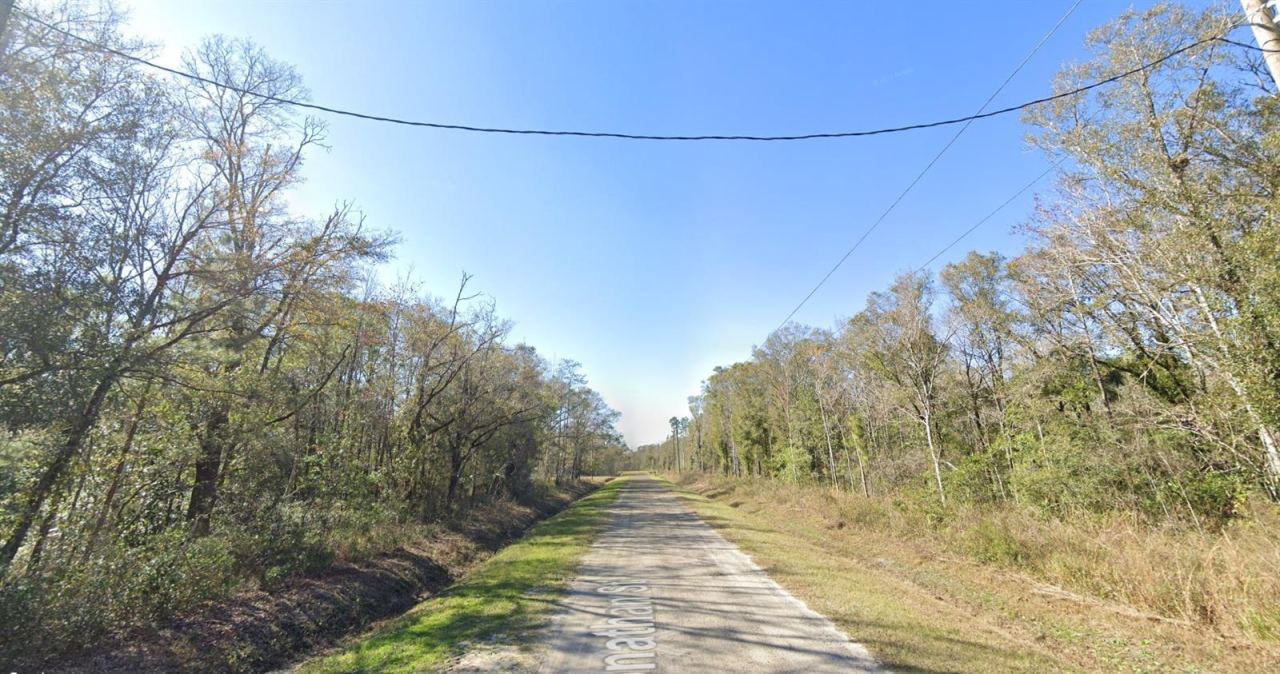 Photo 4 of 4720 Jonathan St, Hastings, FL 32145