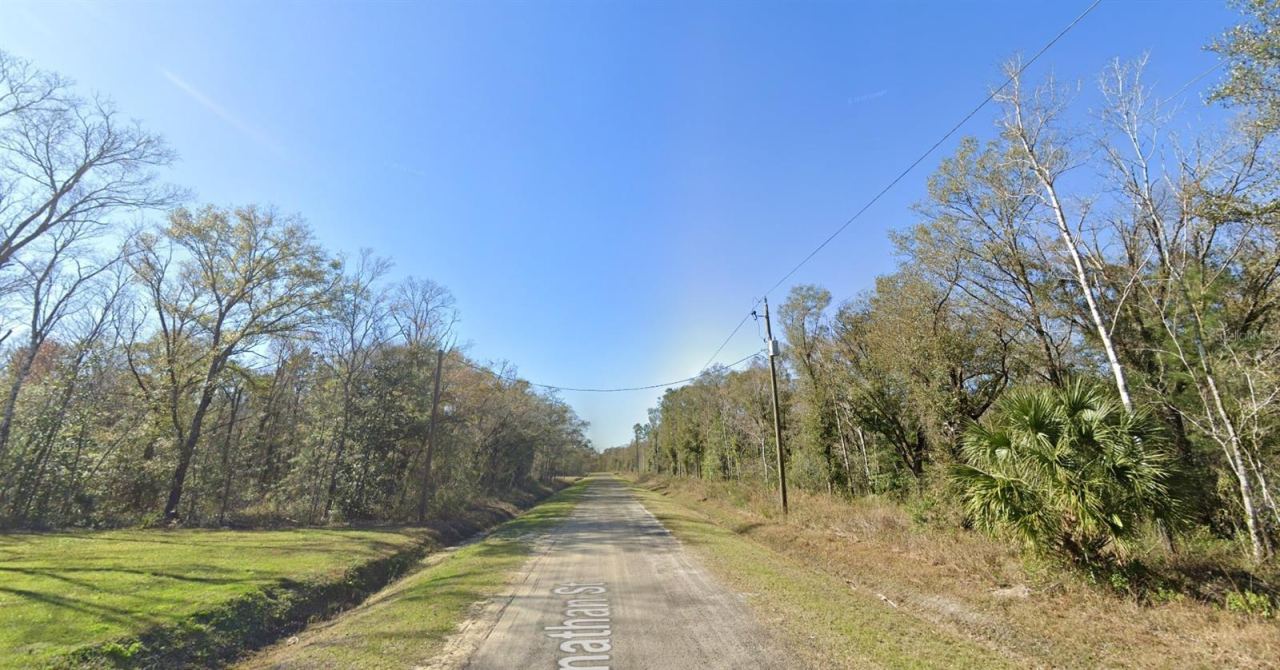 Photo 5 of 4720 Jonathan St, Hastings, FL 32145