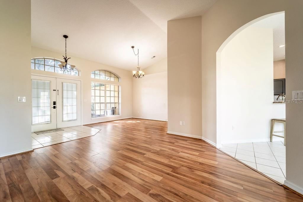 Photo 4 of 107 Needlewood Loop, Debary, FL 32713