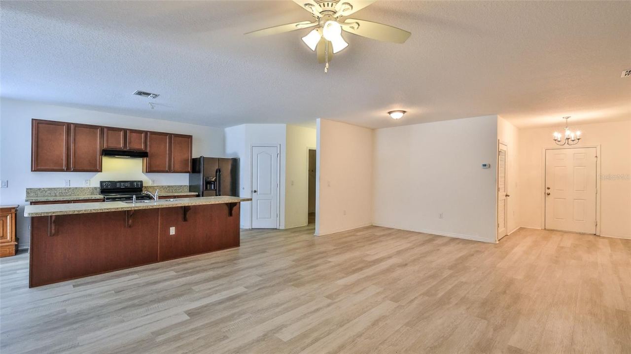 Photo 4 of 346 Admiralty Ct, Edgewater, FL 32141