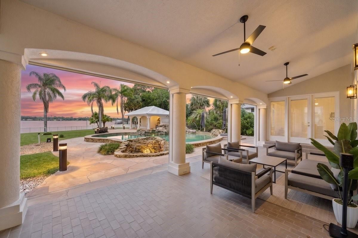 Photo 5 of 626 Riverside Dr, Ormond Beach, FL 32176