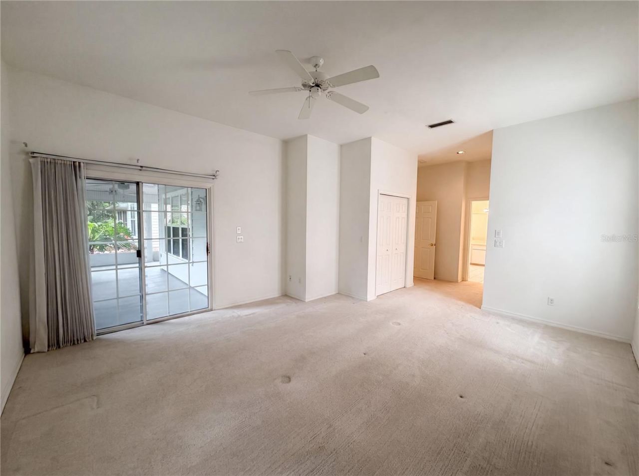 Photo 4 of 3319 Newbliss Cir, Ormond Beach, FL 32174