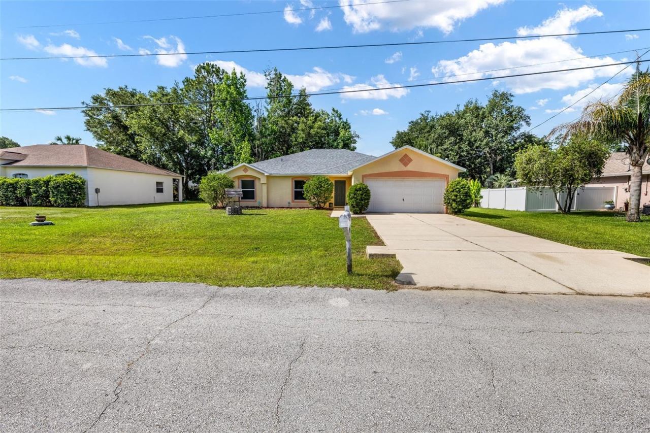 Photo 3 of 16 Slumber Path, Palm Coast, FL 32164