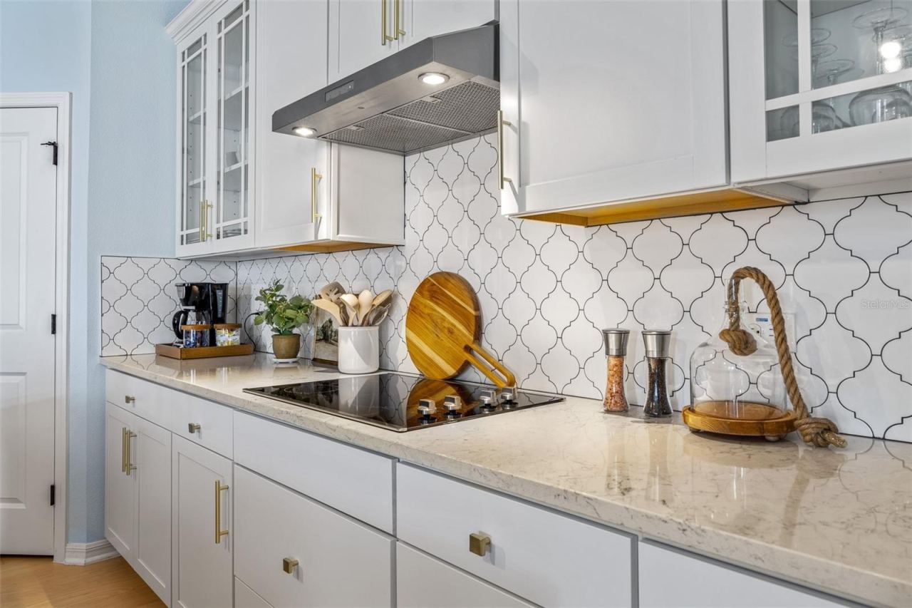 Photo 4 of 798 Middleton St, Debary, FL 32713