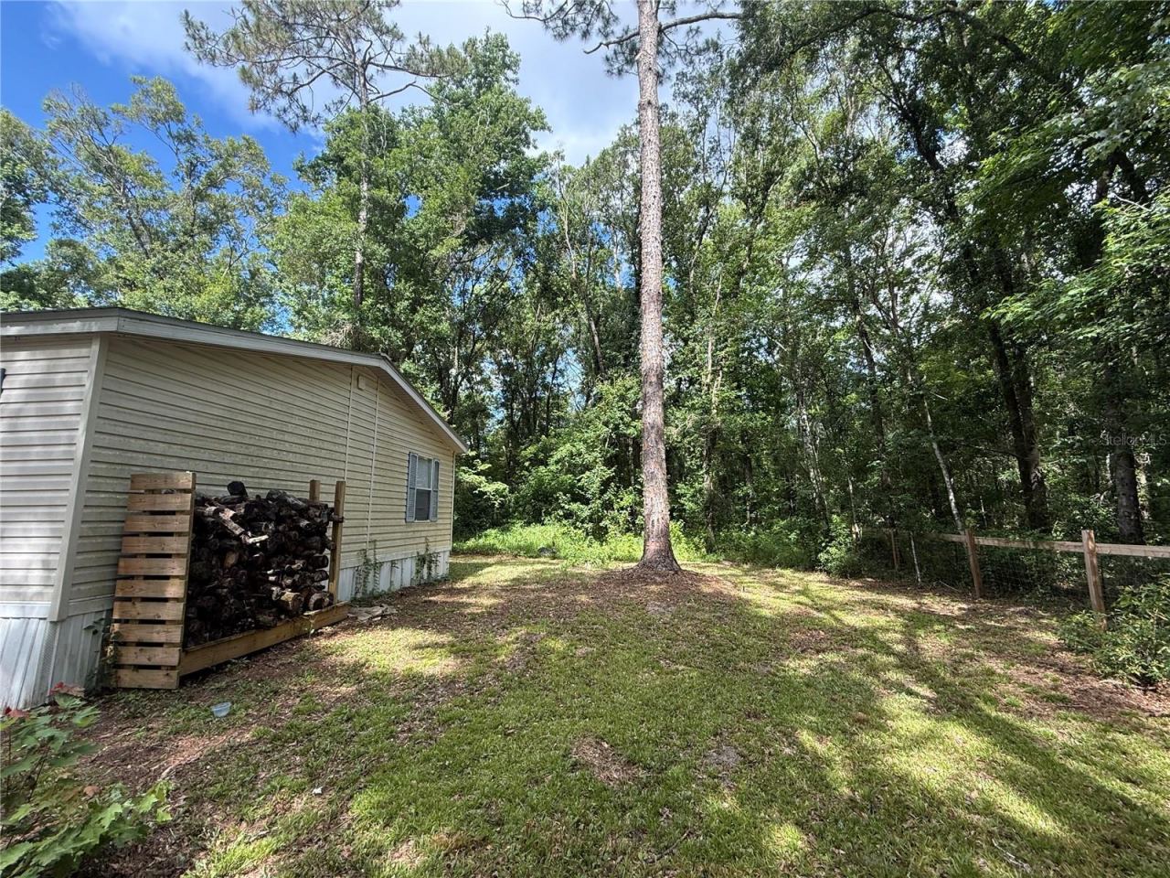 Photo 4 of 10225 Weatherby Ave, Hastings, FL 32145