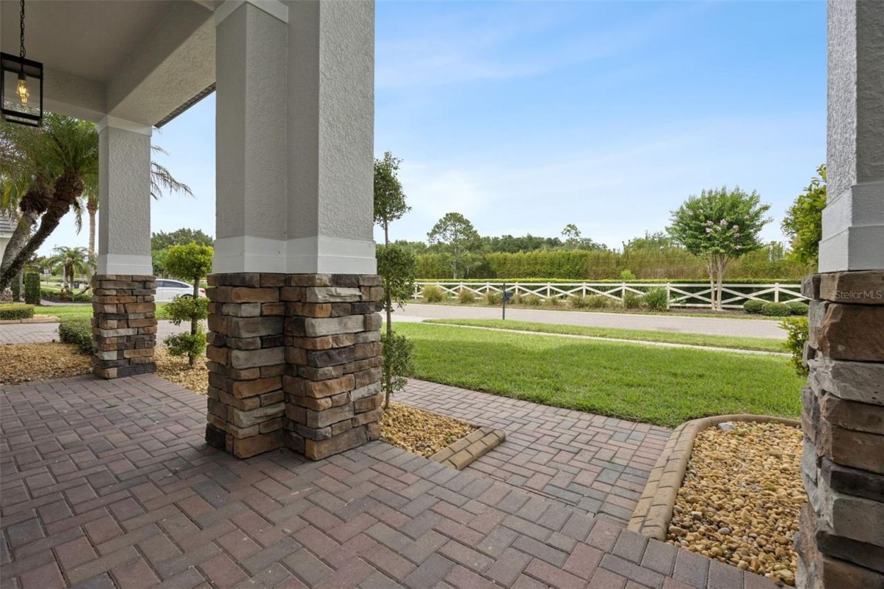 Photo 2 of 1812 Lake Roberts Landing Dr, Winter Garden, FL 34787