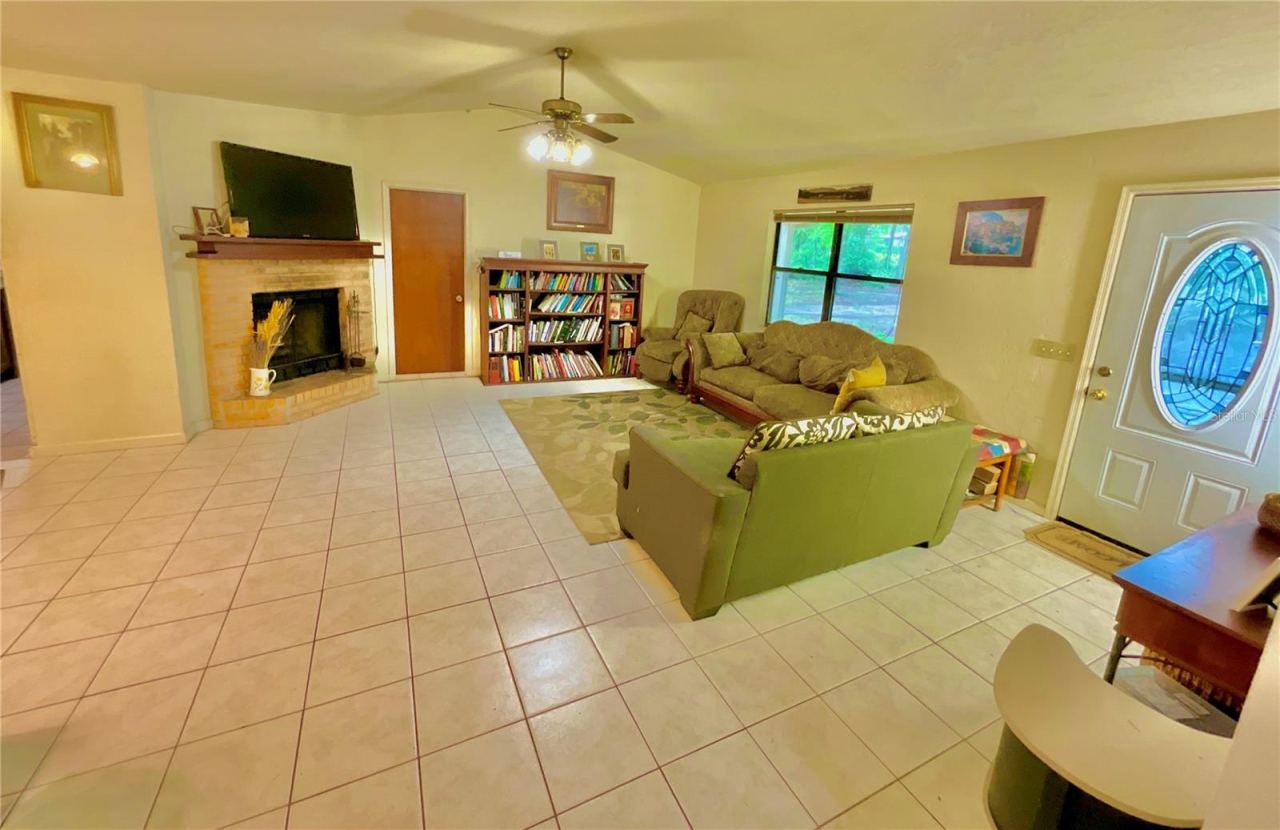 Photo 5 of 5918 County Road 219, Melrose, FL 32666