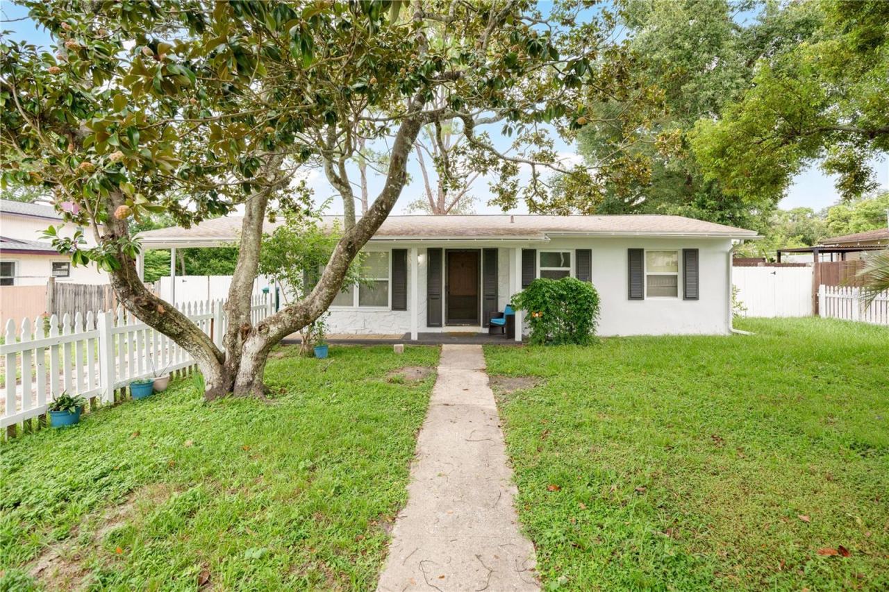Photo 4 of 682 Merrimac St, Deltona, FL 32725