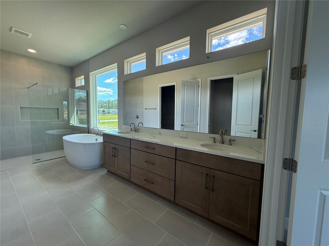 Photo 5 of 9 Newcastle Ln, Ormond Beach, FL 32174